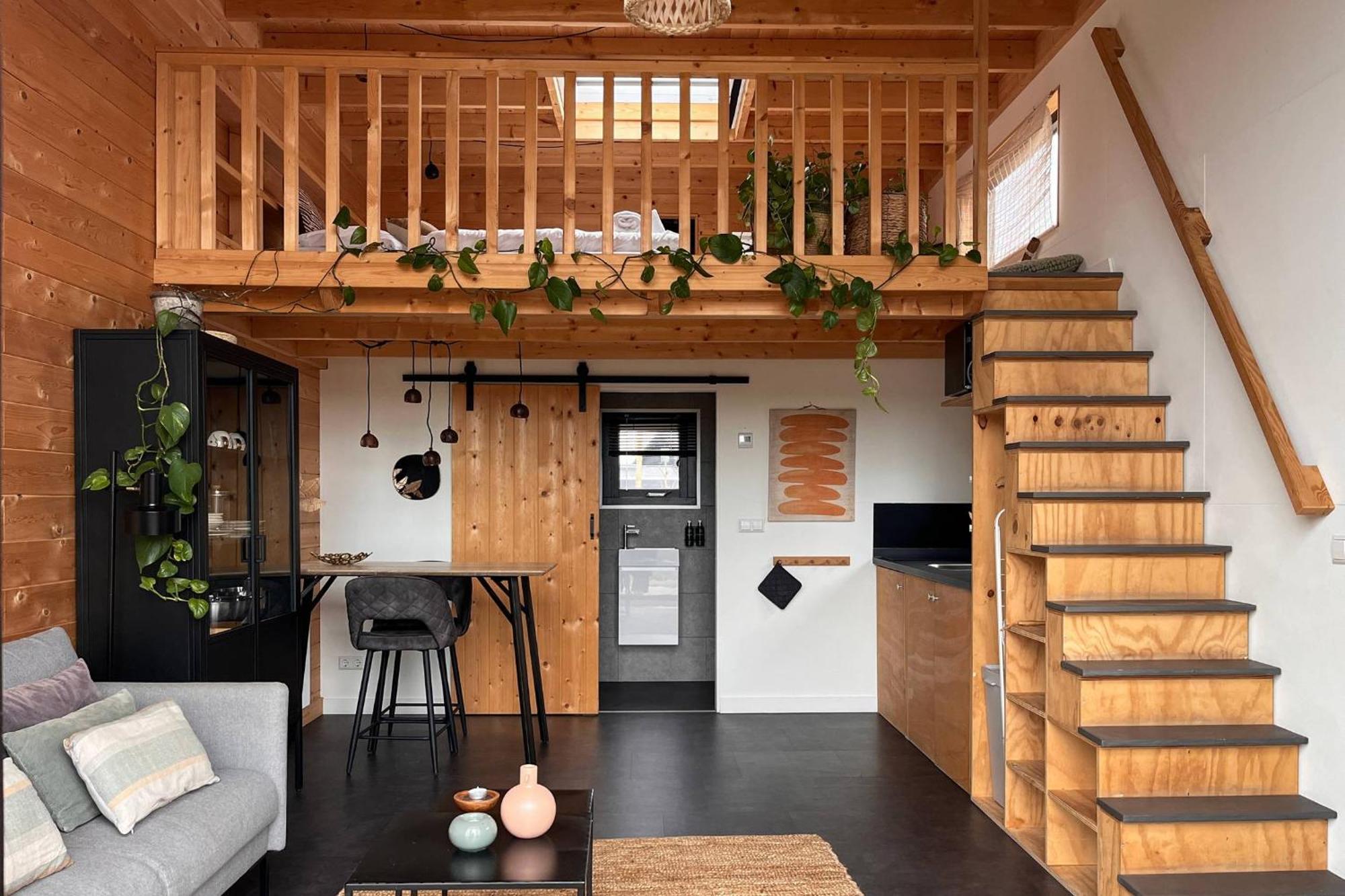 Basecamp Tiny House Eco-Resort Ijmuiden エイマイデン エクステリア 写真