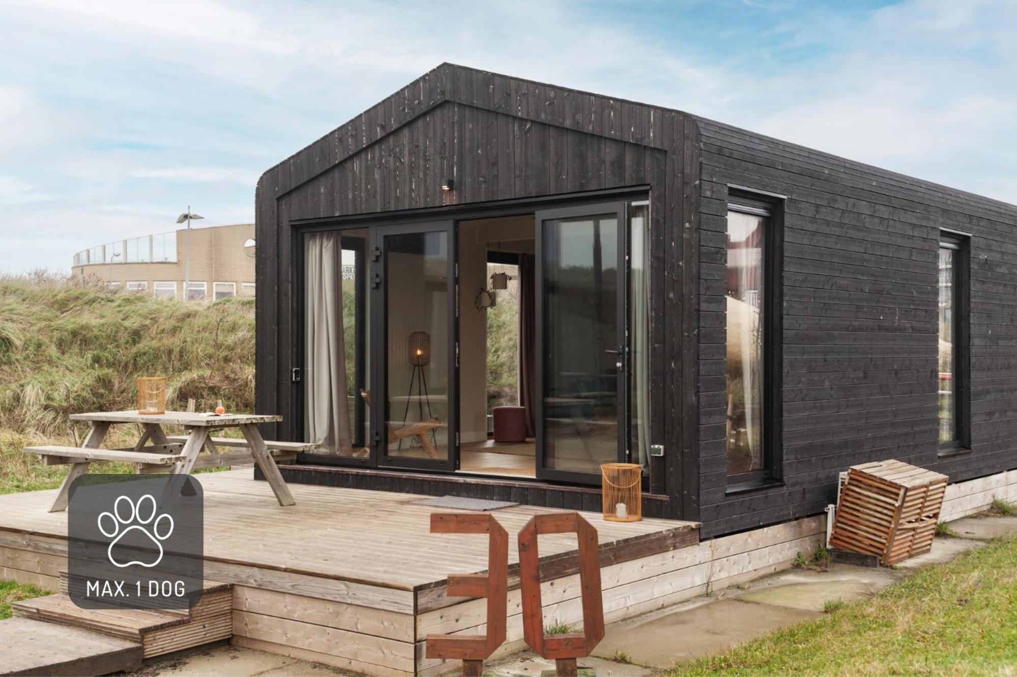 Basecamp Tiny House Eco-Resort Ijmuiden エイマイデン エクステリア 写真