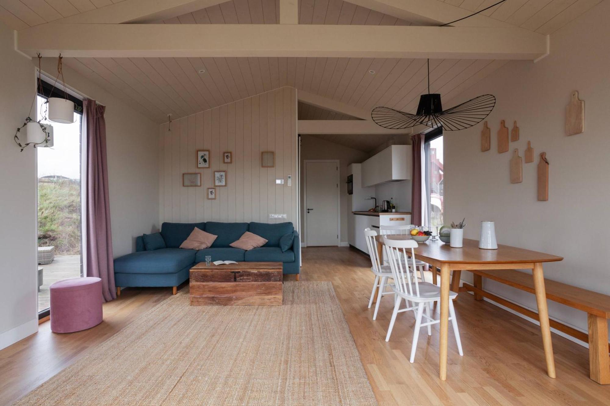 Basecamp Tiny House Eco-Resort Ijmuiden エイマイデン エクステリア 写真