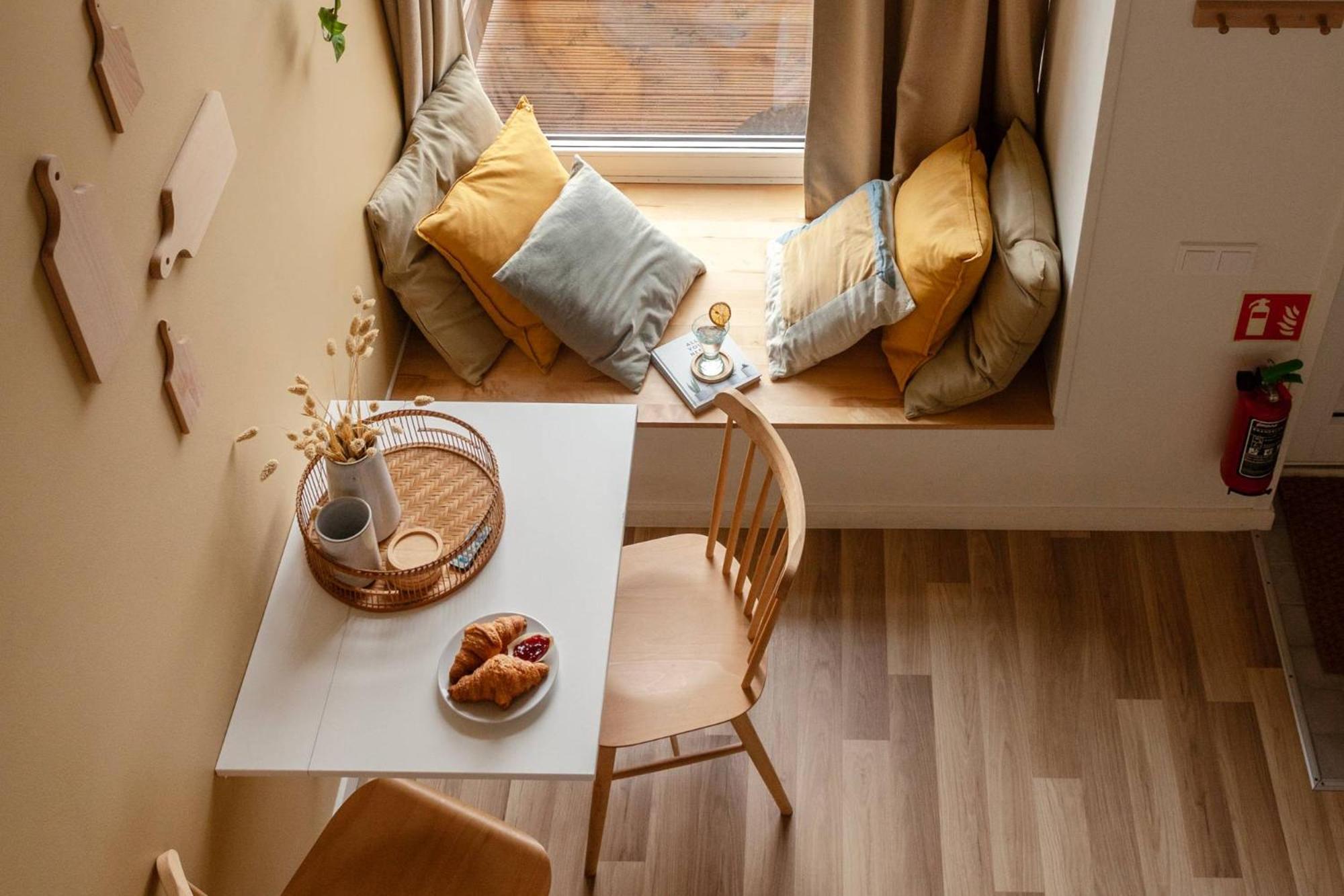 Basecamp Tiny House Eco-Resort Ijmuiden エイマイデン エクステリア 写真